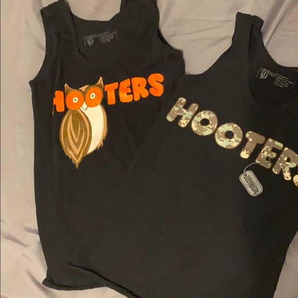 XXS Certified Hooters Black Shirts - Picture 1 of 6